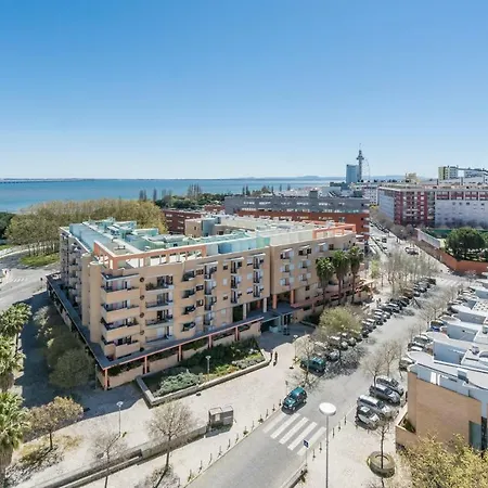 Eco @ Torre Apartment